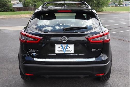 Magnetic Black Pearl 2020 Nissan Rogue Sport SV