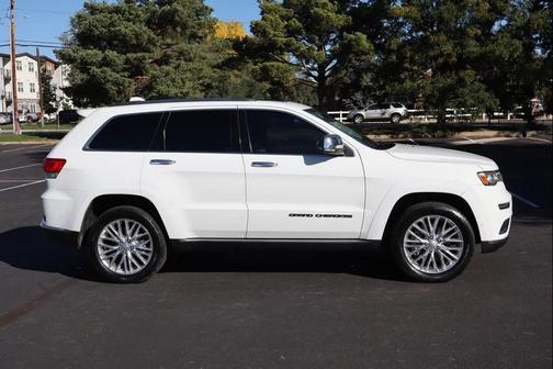 2018 Jeep Grand Cherokee Summit