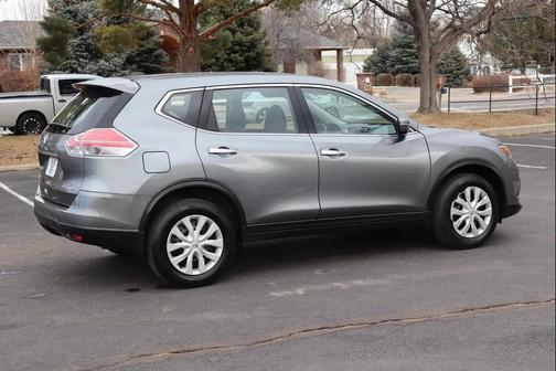 2015 Nissan Rogue S