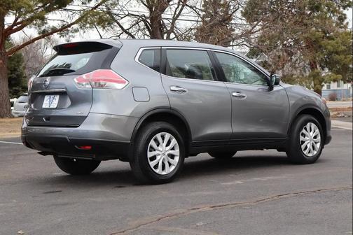 2015 Nissan Rogue S