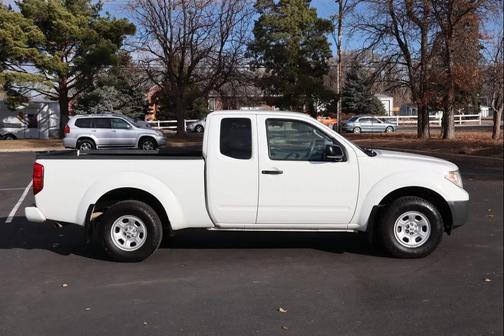 2017 Nissan Frontier S