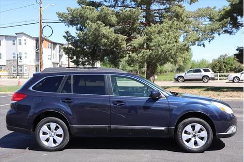 2012 Subaru Outback 2.5i Limited