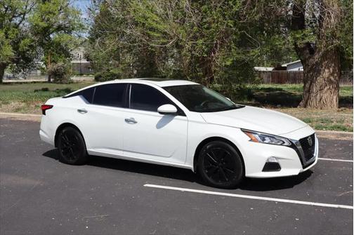 2021 Nissan Altima 2.5 SV