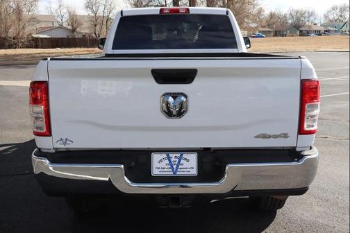 2022 RAM 3500 Tradesman Crew Cab 4x4 8' Box