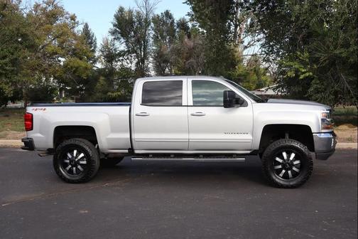 2017 Chevrolet Silverado 1500 1LT