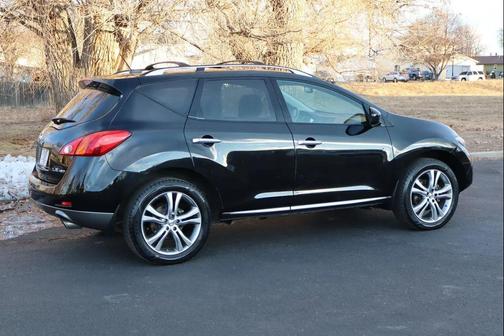 2010 Nissan Murano LE