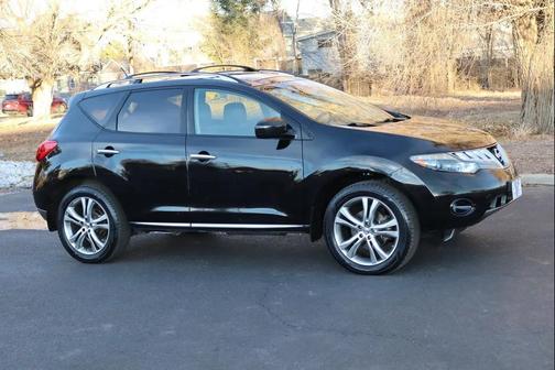 2010 Nissan Murano LE