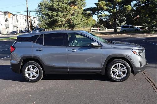 2020 GMC Terrain SLE