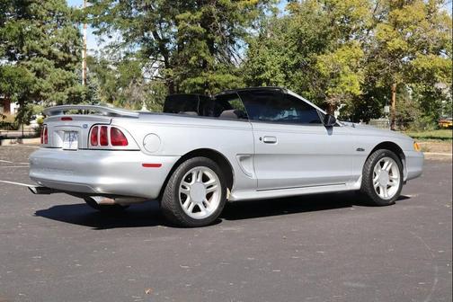 1998 Ford Mustang GT