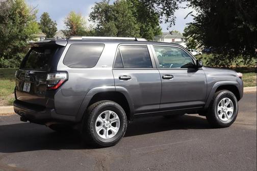 2020 Toyota 4Runner SR5
