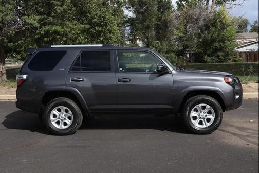 2020 Toyota 4Runner SR5