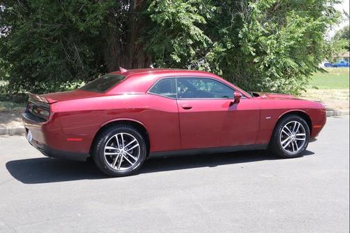 Octane Red Pearlcoat 2018 Dodge Challenger GT