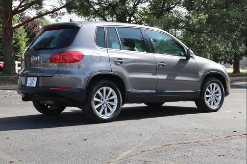 Reflex Silver Metallic 2014 Volkswagen Tiguan 4MOTION Auto SE