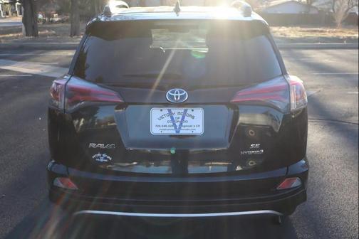 2018 Toyota RAV4 Hybrid SE