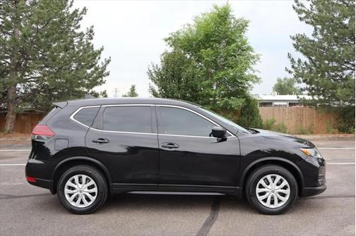 2019 Nissan Rogue S