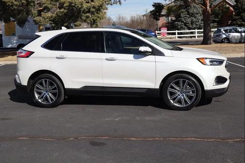 2019 Ford Edge Titanium
