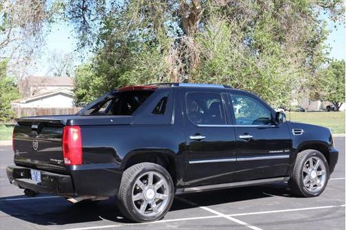 2010 Cadillac Escalade EXT Premium