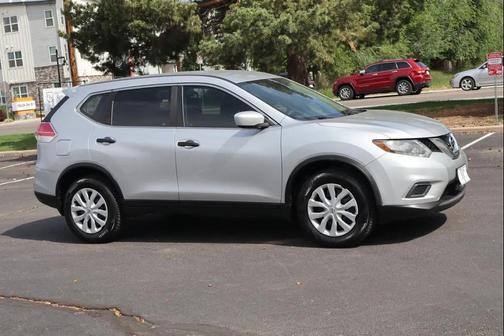 Brilliant Silver 2016 Nissan Rogue S