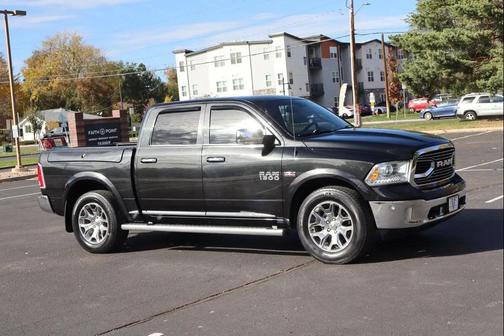 2017 RAM 1500 Limited Crew Cab 4x4 5'7' Box