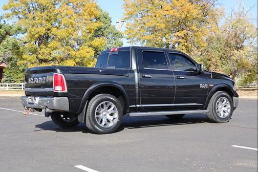 2017 RAM 1500 Limited Crew Cab 4x4 5'7' Box