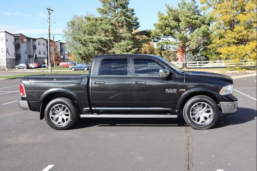2017 RAM 1500 Limited Crew Cab 4x4 5'7' Box