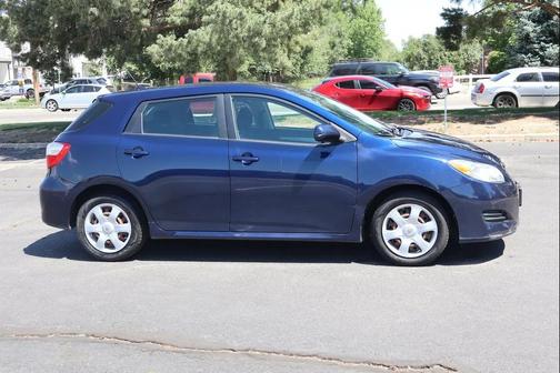 Blue 2009 Toyota Matrix Base