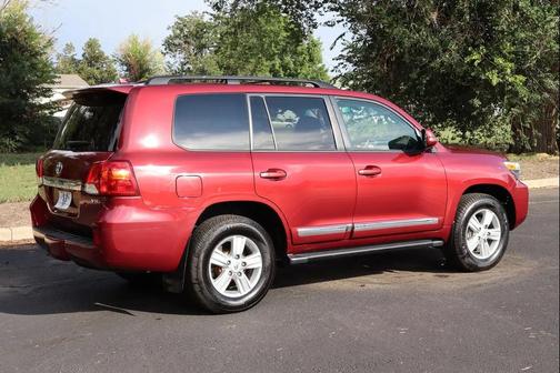 2013 Toyota Land Cruiser Base