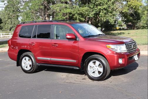 2013 Toyota Land Cruiser Base