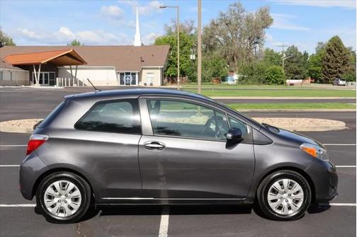 2012 Toyota Yaris L
