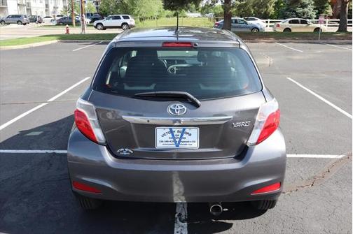 2012 Toyota Yaris L