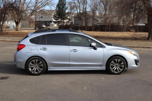 Photo 3 of 52 of 2014 Subaru Impreza 2.0i Sport Premium