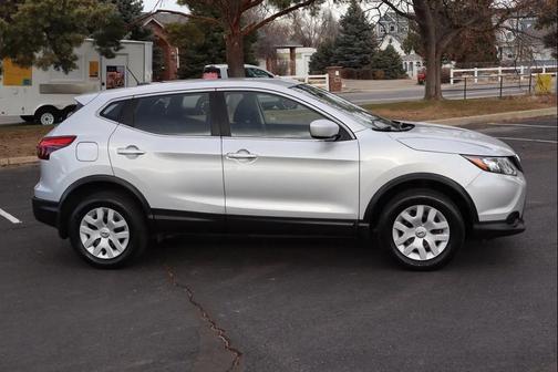 2018 Nissan Rogue Sport S