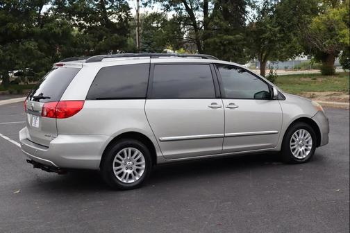 2007 Toyota Sienna XLE Limited