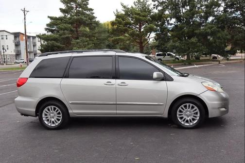 2007 Toyota Sienna XLE Limited
