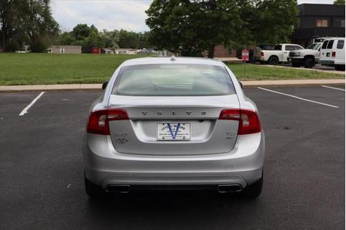 2014 Volvo S60 T5 Platinum