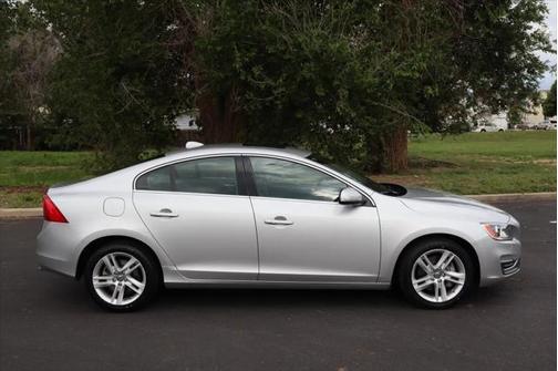 2014 Volvo S60 T5 Platinum