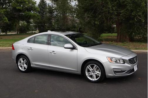 2014 Volvo S60 T5 Platinum