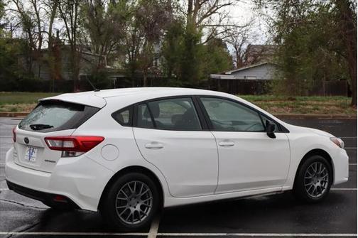 2019 Subaru Impreza 2.0i