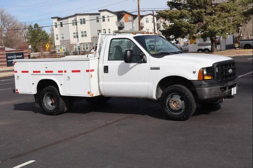 2006 Ford F-350 XL Crew Cab