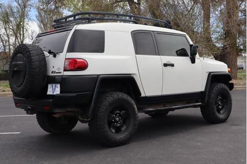 2010 Toyota FJ Cruiser Base