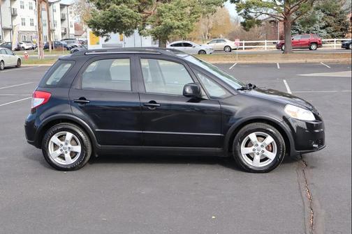 2012 Suzuki SX4 Tech Valu Pkg (NAV)