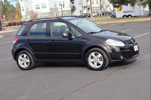 2012 Suzuki SX4 Tech Valu Pkg (NAV)