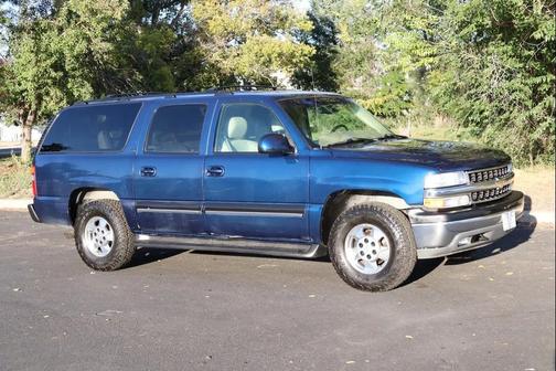 2001 Chevrolet Suburban 1500 LT