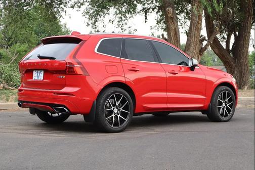 Passion Red 2018 Volvo XC60 Recharge Plug-In Hybrid T8 R-Design