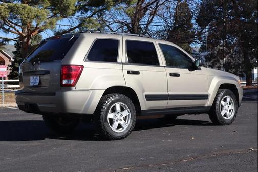 2005 Jeep Grand Cherokee Laredo