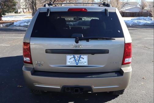 2005 Jeep Grand Cherokee Laredo