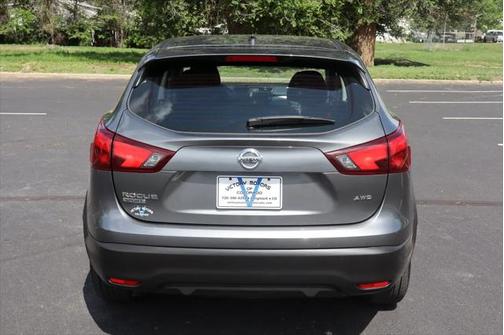 2018 Nissan Rogue Sport S