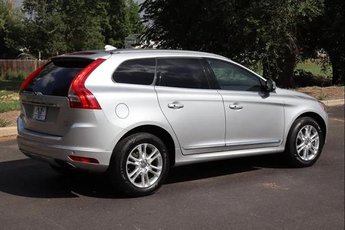 2015 Volvo XC60 T5 Premier