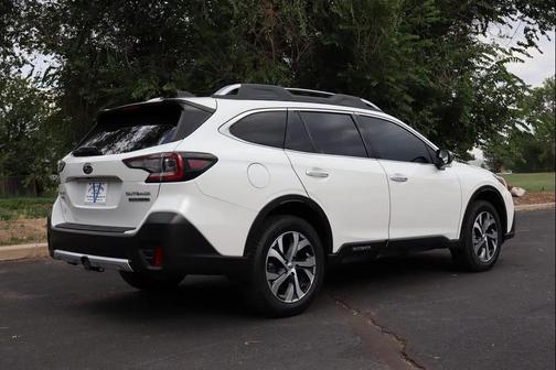2020 Subaru Outback Touring XT