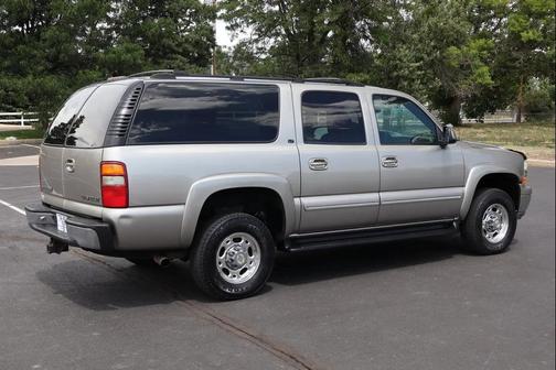 2001 Chevrolet Suburban 2500 LT
